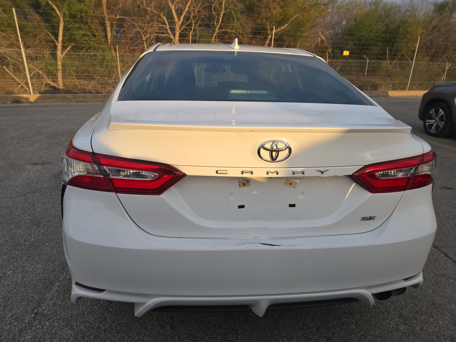 2020 Toyota Camry SE FWD