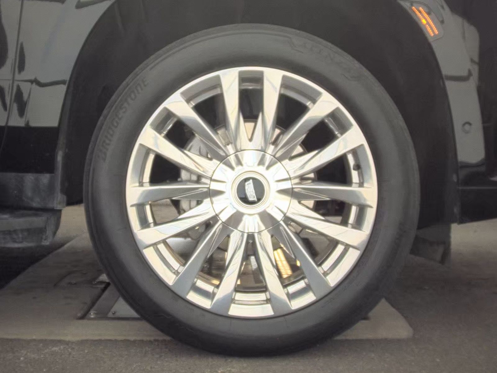 2023 Cadillac Escalade Premium Luxury AWD