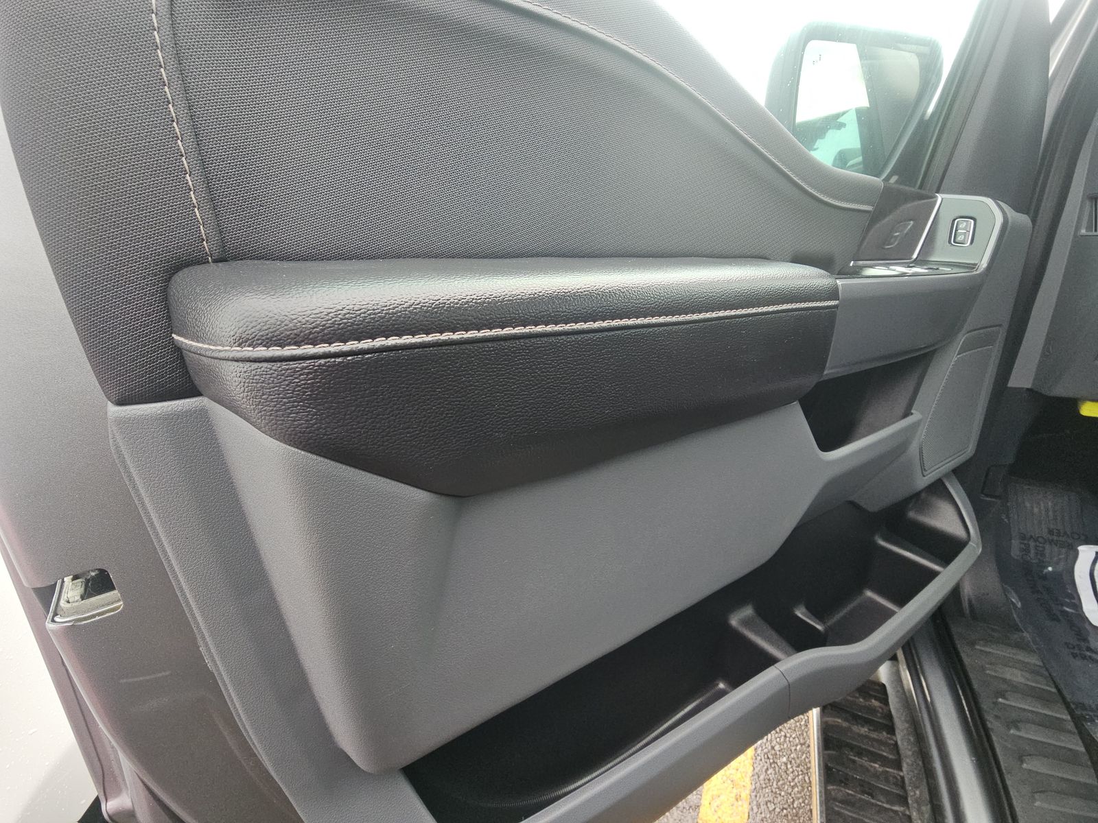 2025 Ford F-150 XLT AWD