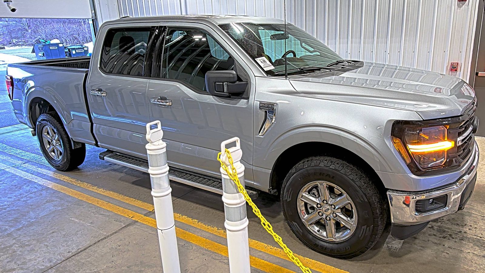 2025 Ford F-150 XLT AWD