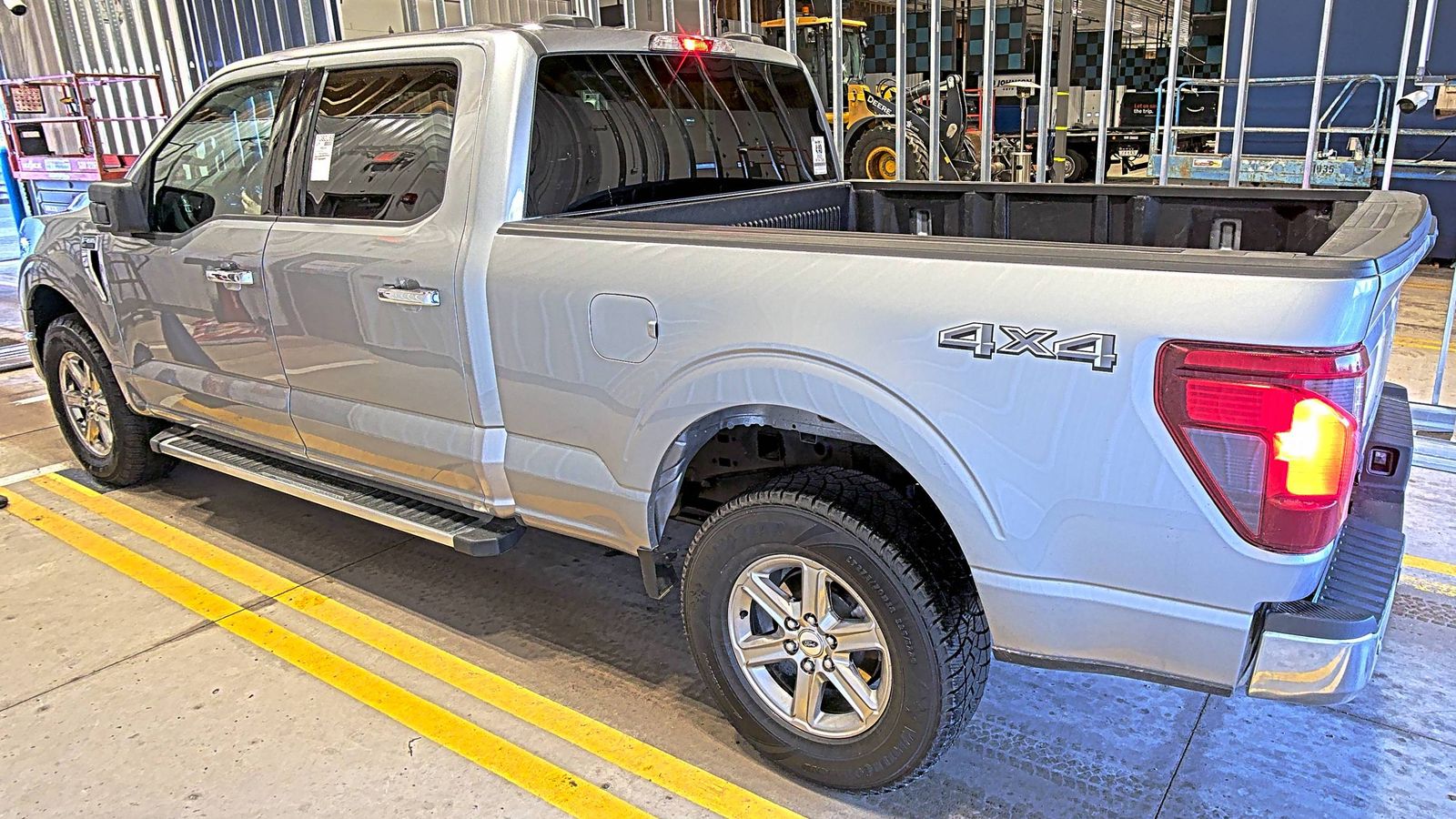 2025 Ford F-150 XLT AWD