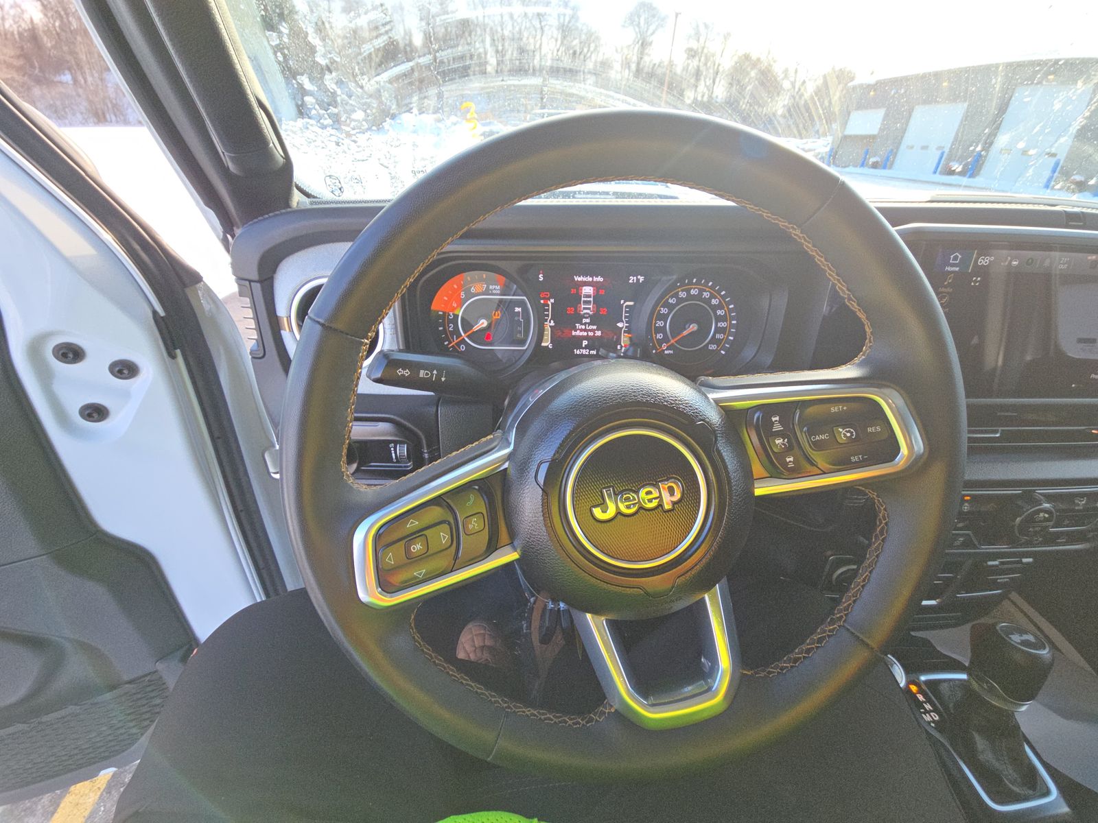 2024 Jeep Wrangler Sahara AWD