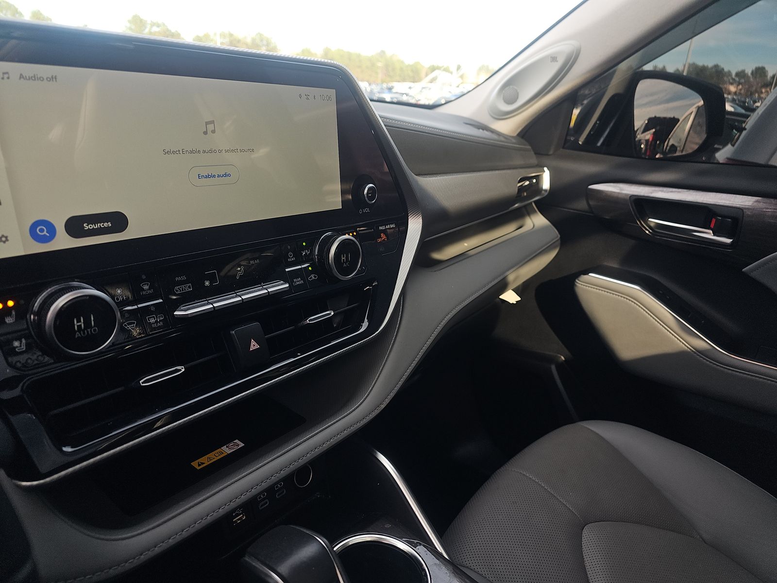 2024 Toyota Highlander Hybrid Platinum AWD