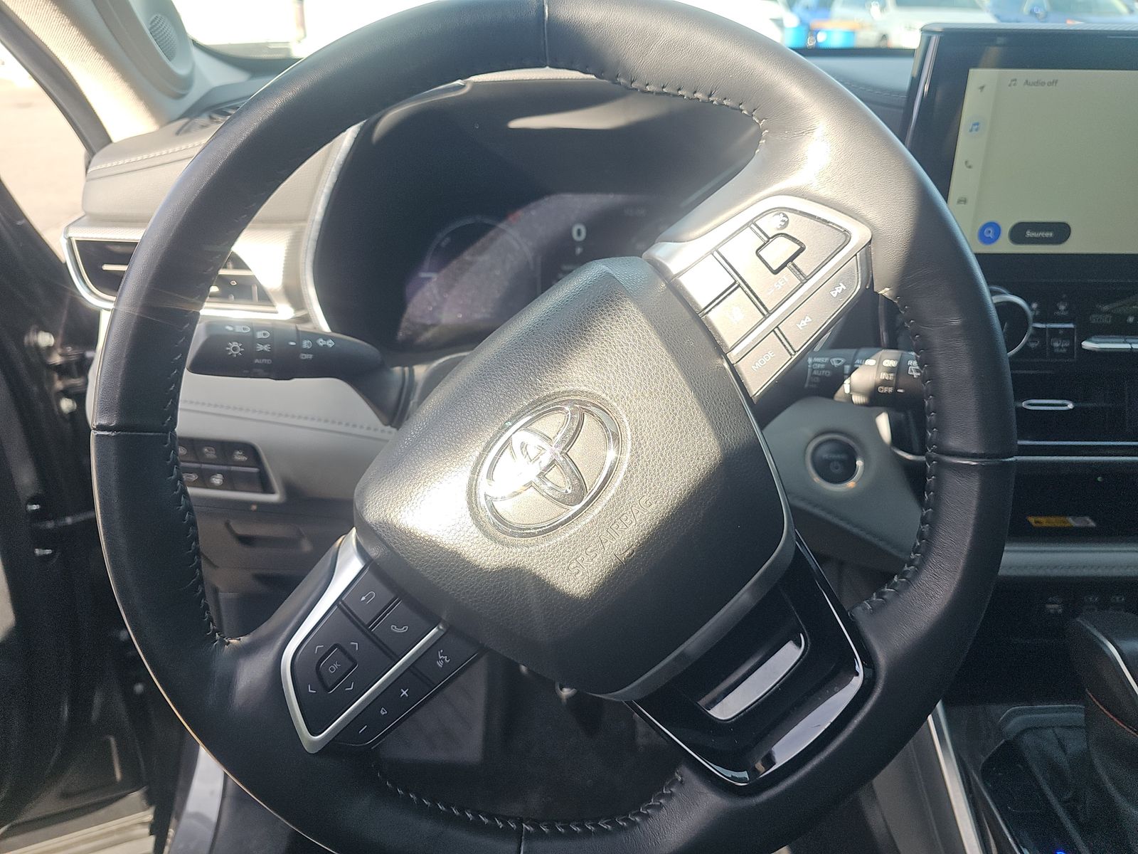 2024 Toyota Highlander Hybrid Platinum AWD