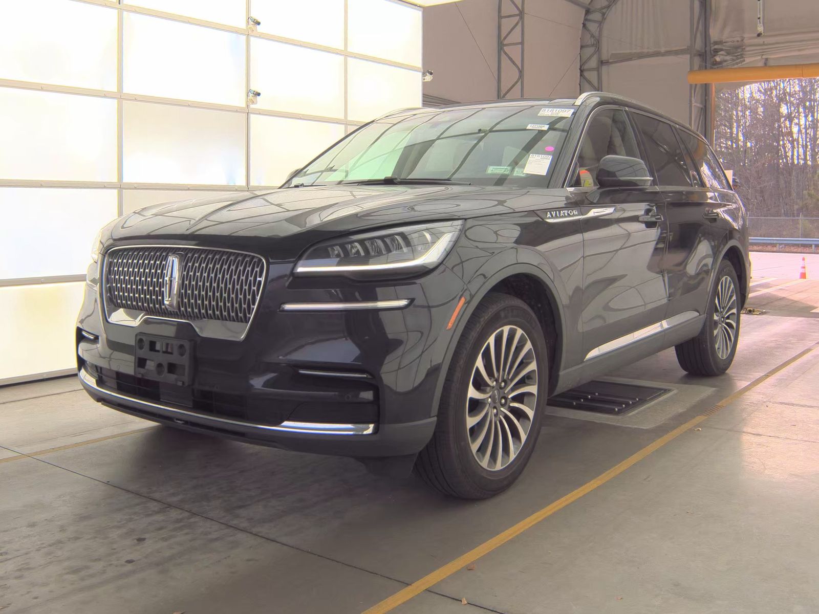 2023 Lincoln Aviator Standard AWD
