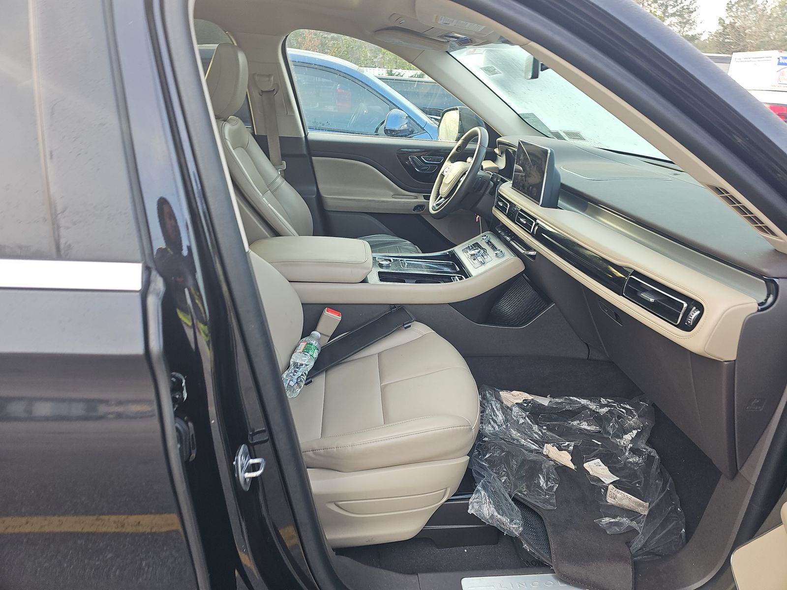 2023 Lincoln Aviator Standard AWD