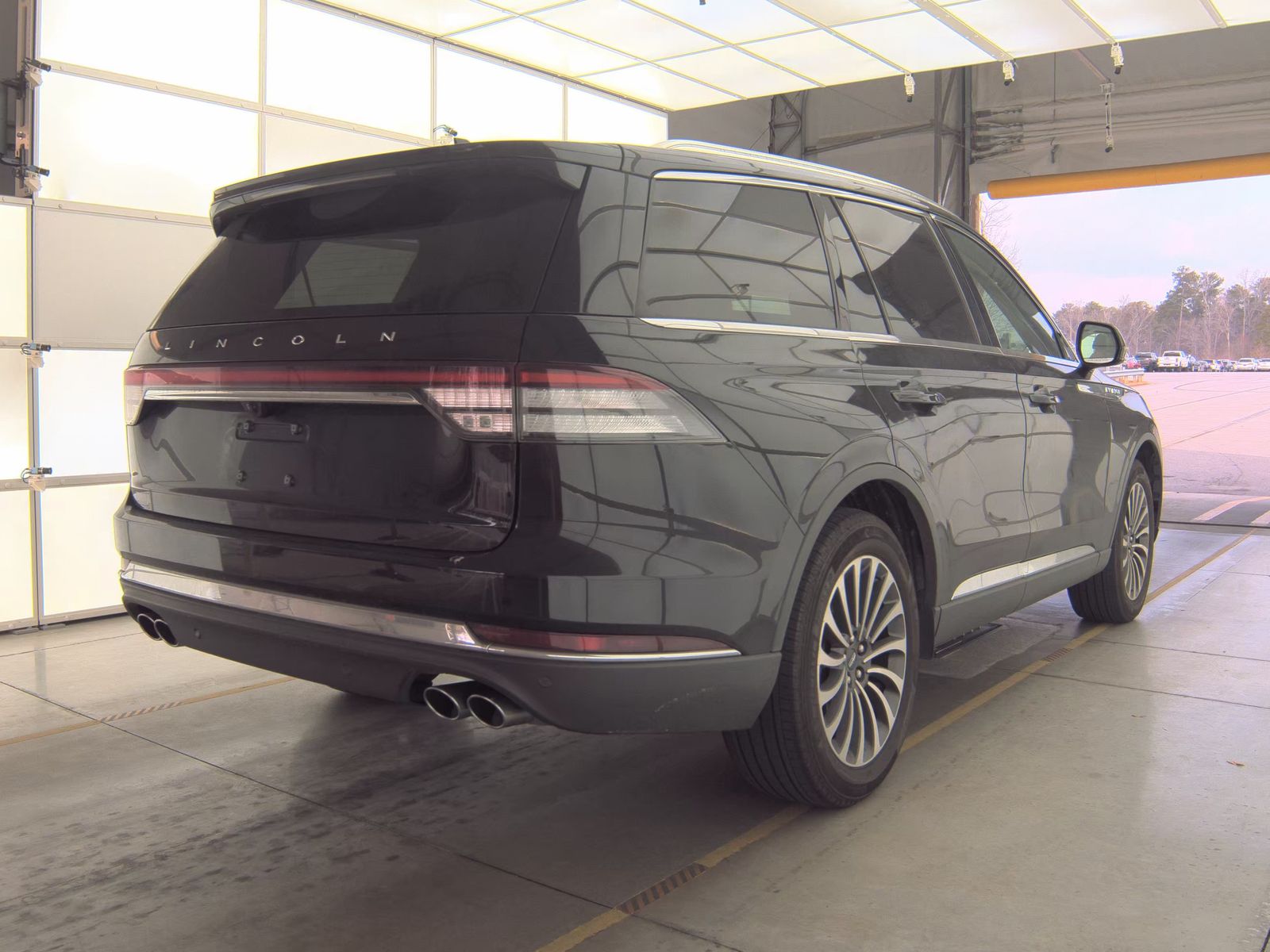 2023 Lincoln Aviator Standard AWD