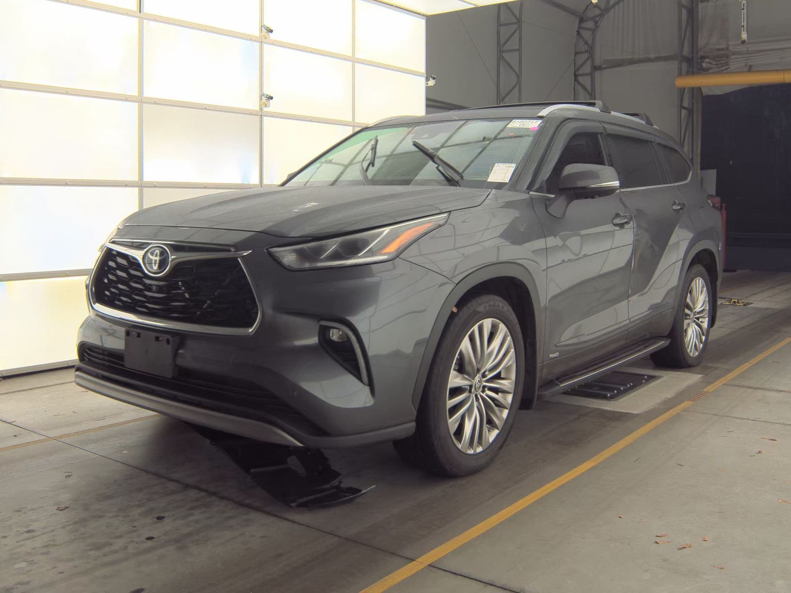 2024 Toyota Highlander Hybrid Platinum AWD