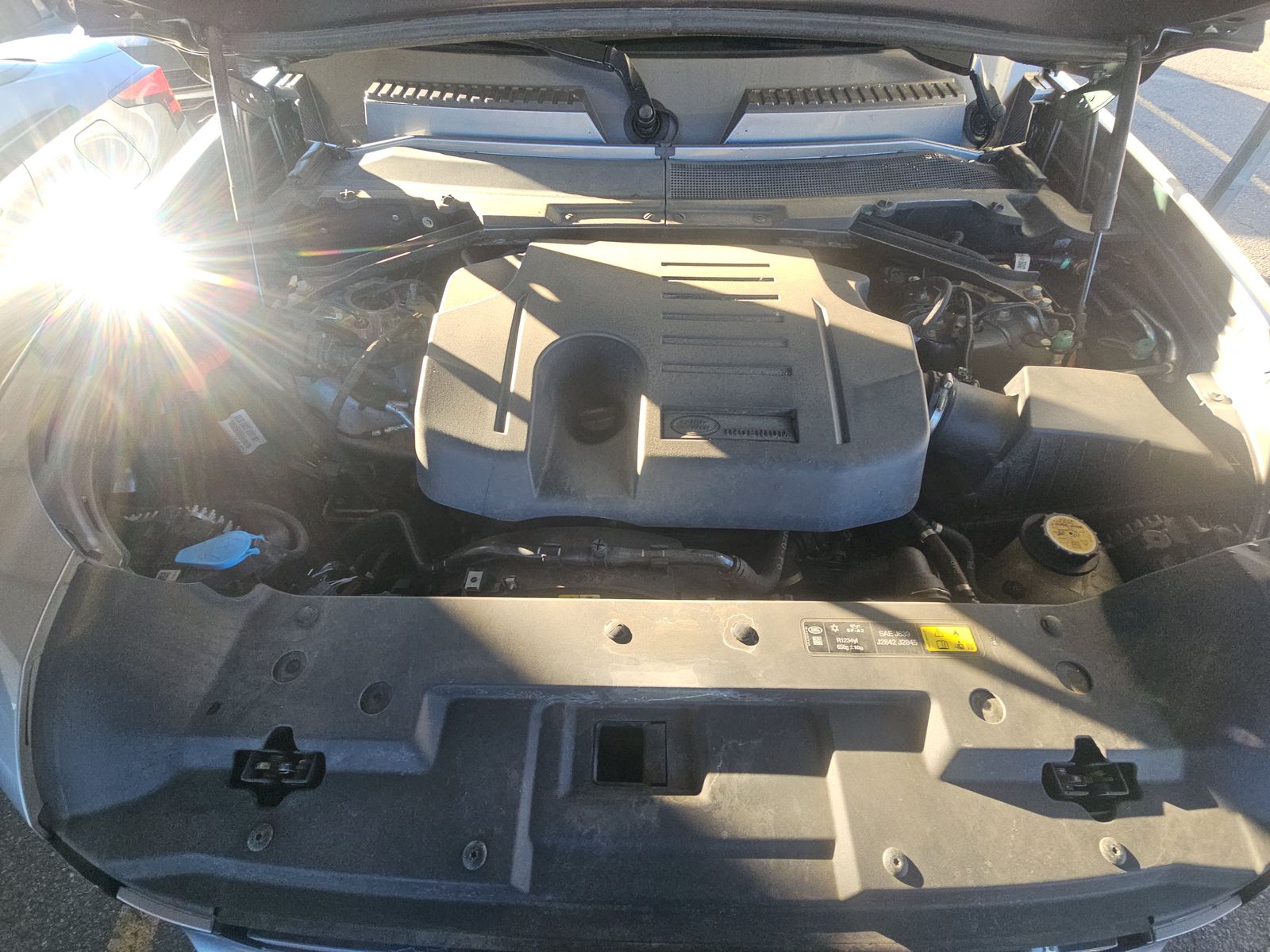 2023 Land Rover Defender 110 X-Dynamic SE AWD