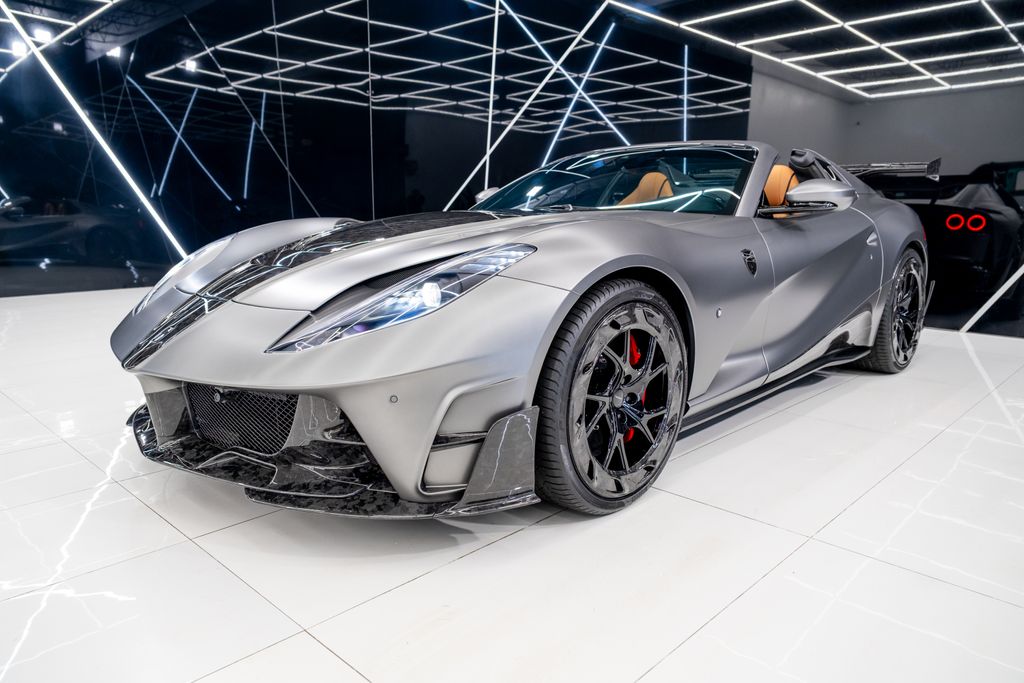 2021 Ferrari 812 GTS RWD