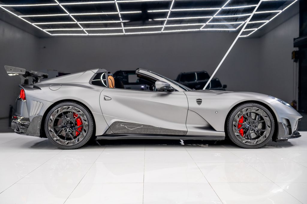 2021 Ferrari 812 GTS RWD