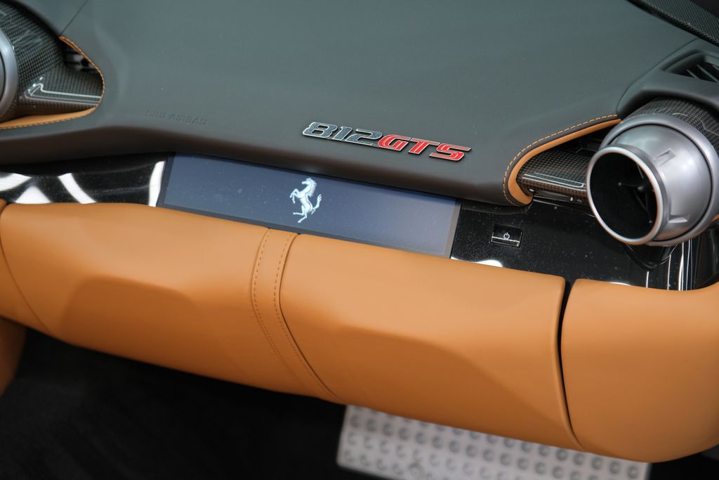 2021 Ferrari 812 GTS RWD