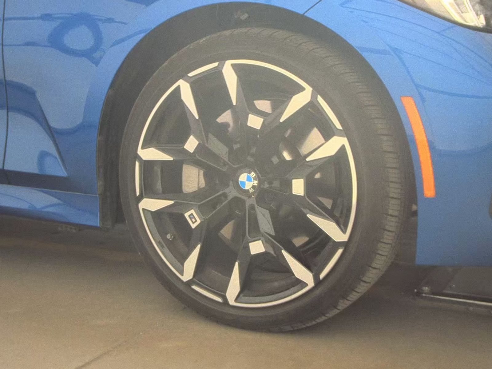 2025 BMW 3 Series 330i xDrive AWD