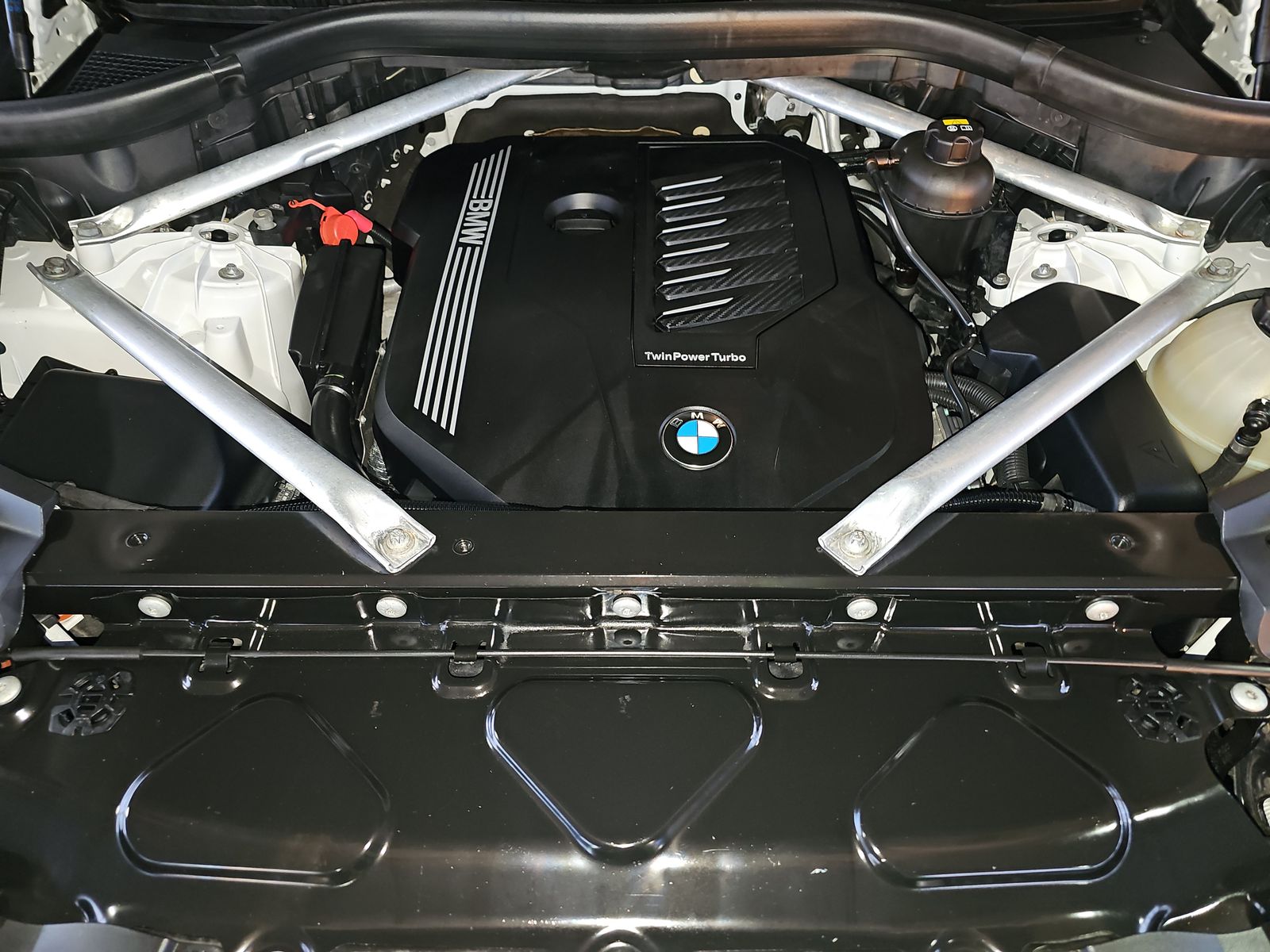 2020 BMW X6 xDrive40i AWD