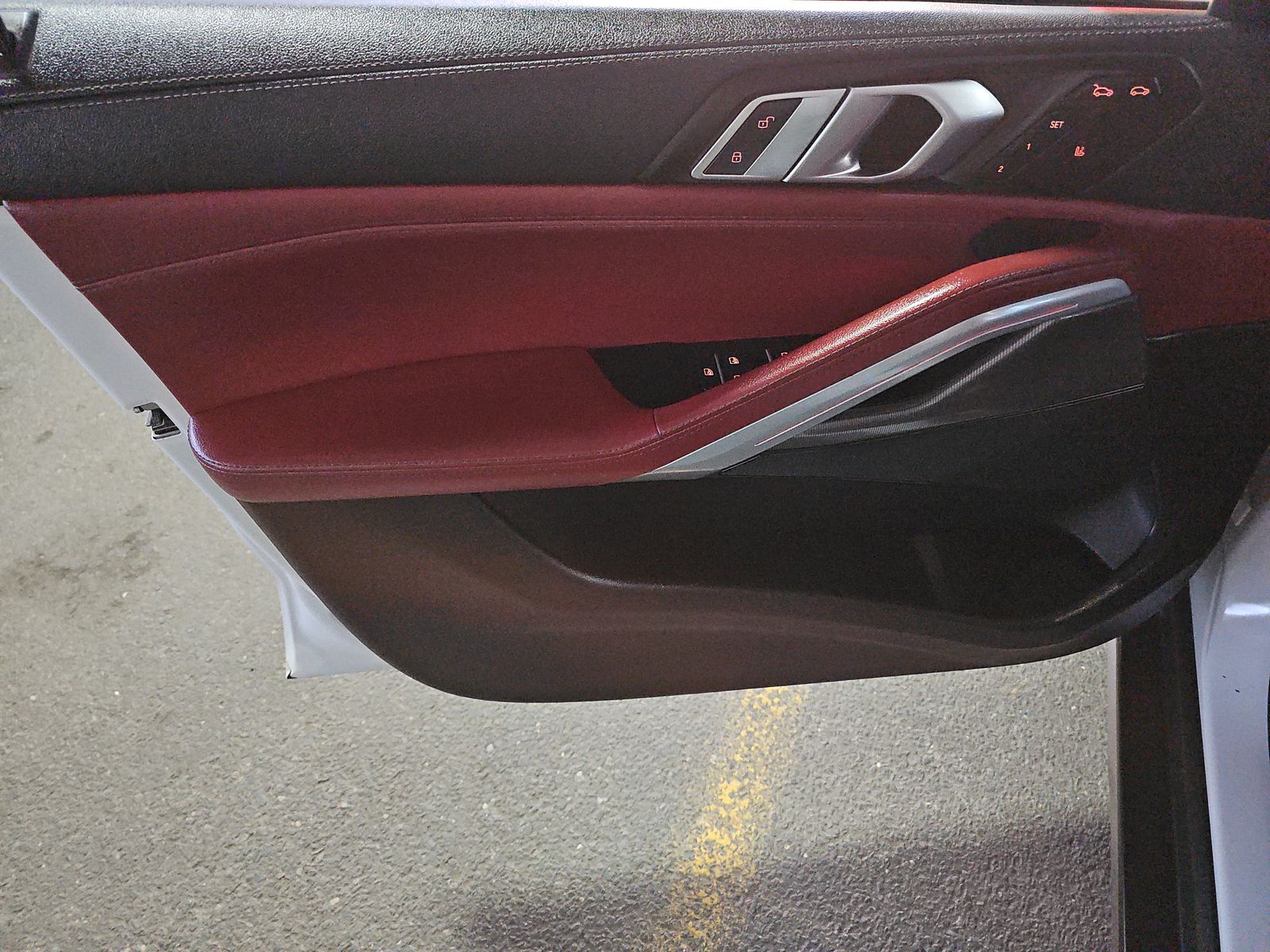 2020 BMW X6 xDrive40i AWD