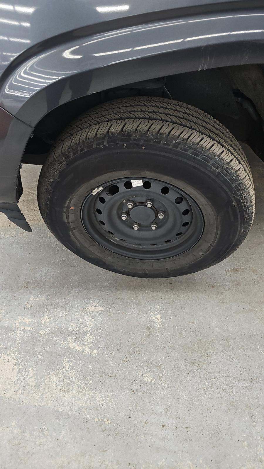 2022 Toyota Tacoma SR AWD