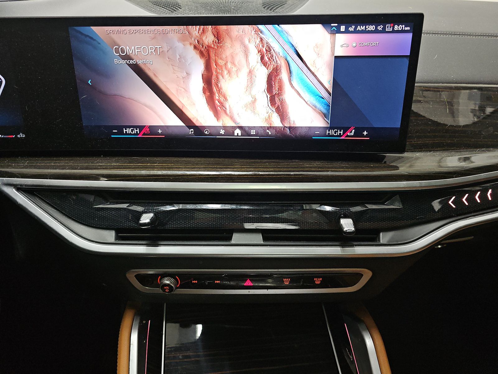 2024 BMW X6 xDrive40i AWD