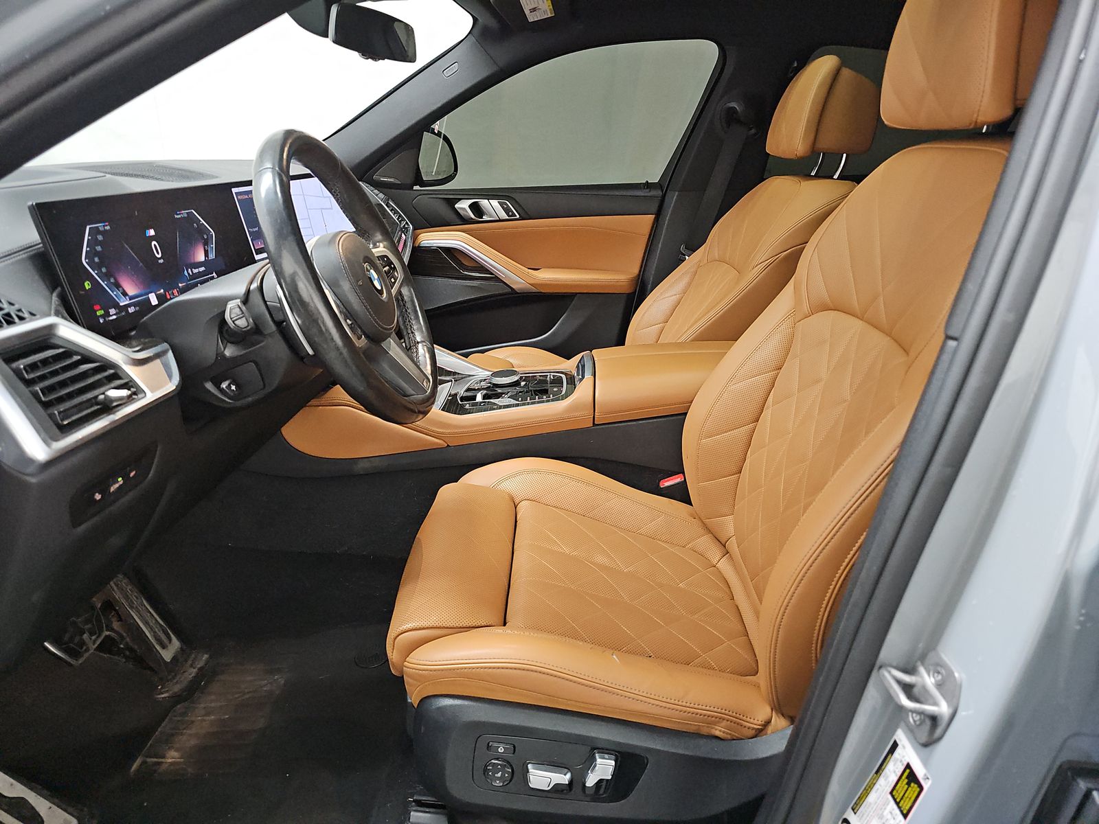 2024 BMW X6 xDrive40i AWD