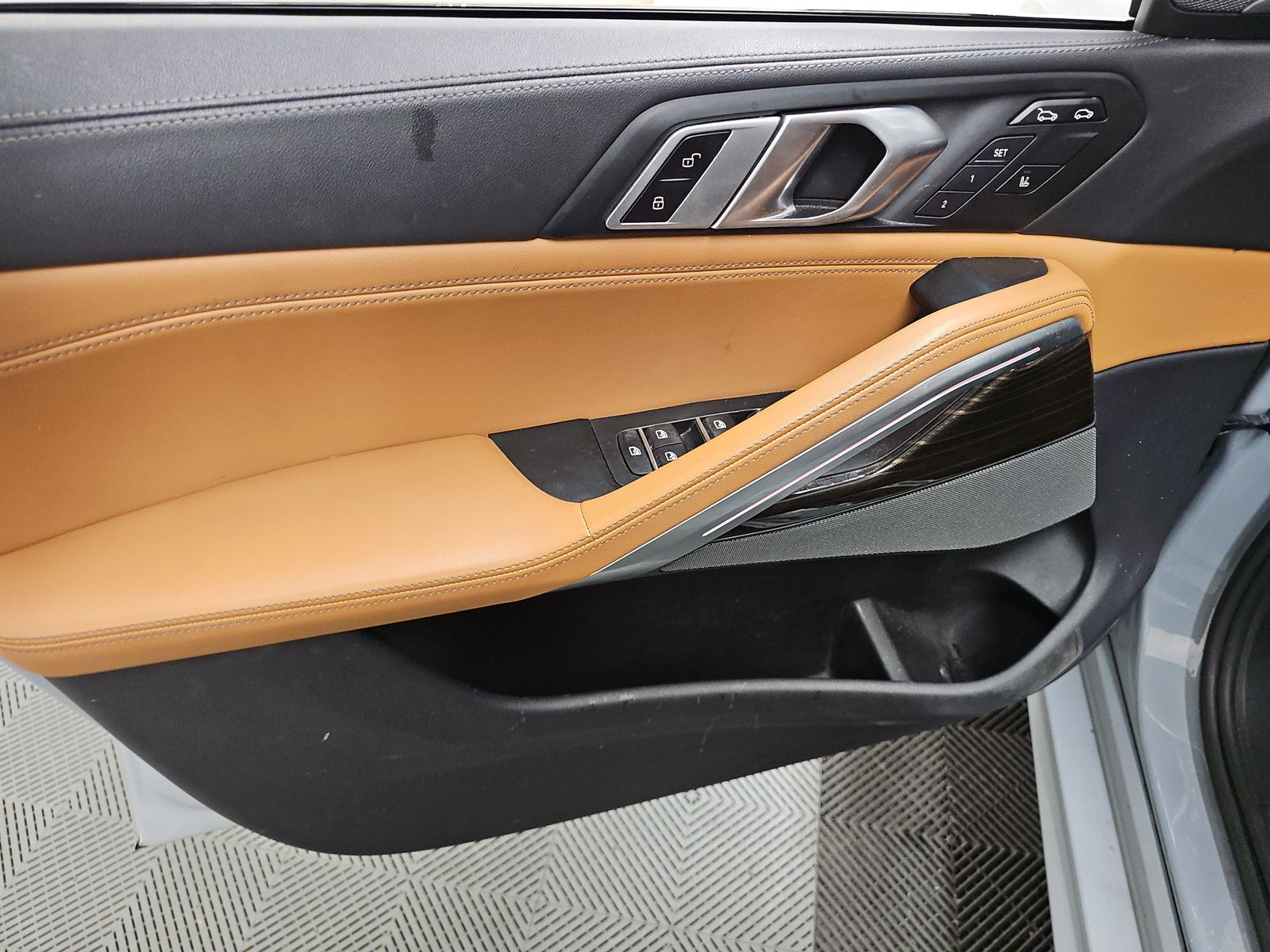 2024 BMW X6 xDrive40i AWD