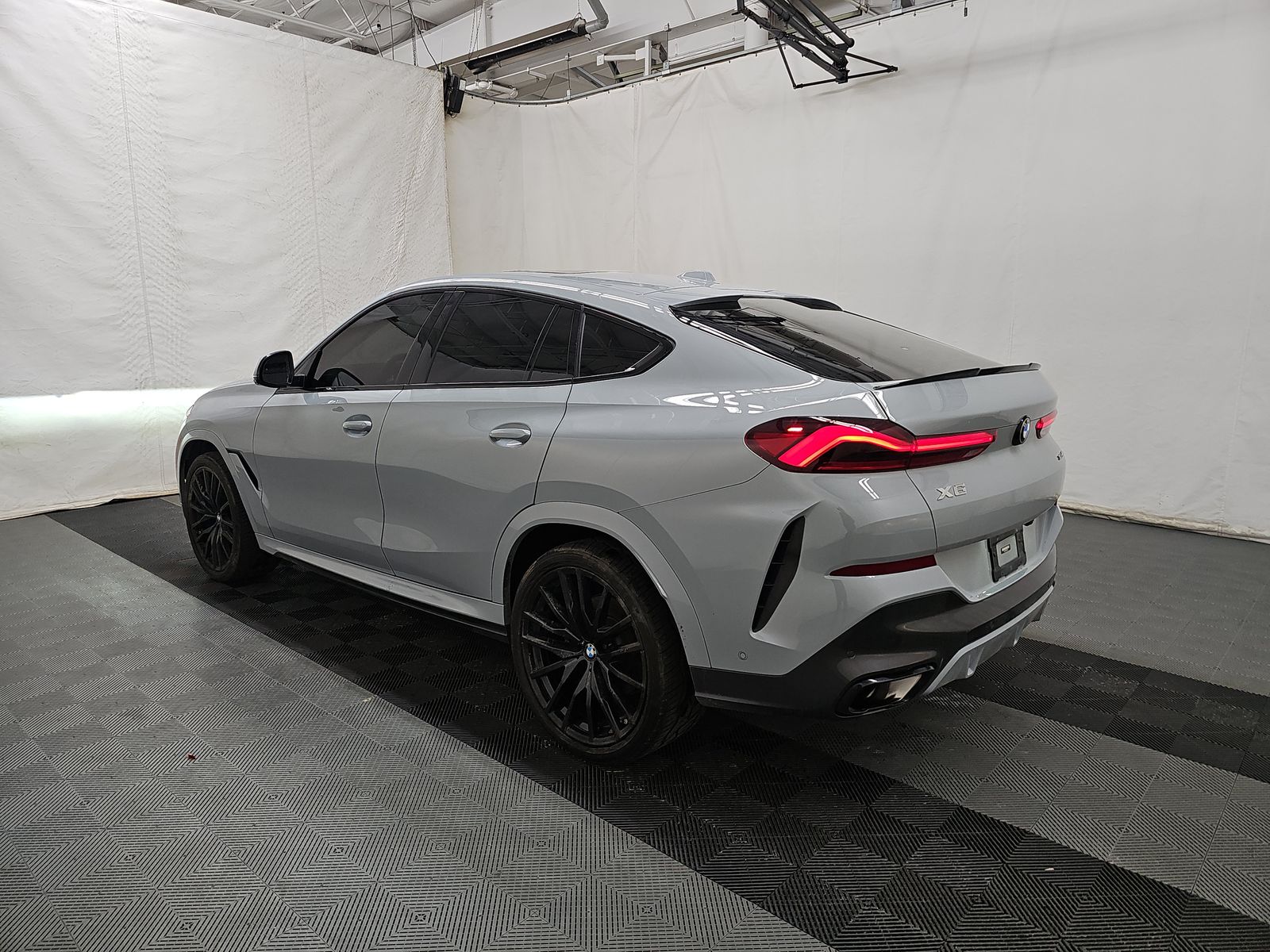 2024 BMW X6 xDrive40i AWD