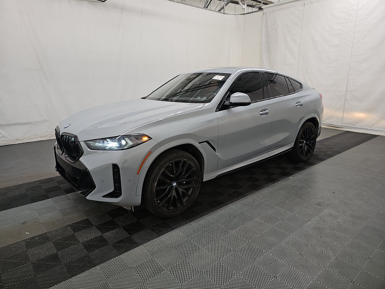 2024 BMW X6 xDrive40i AWD