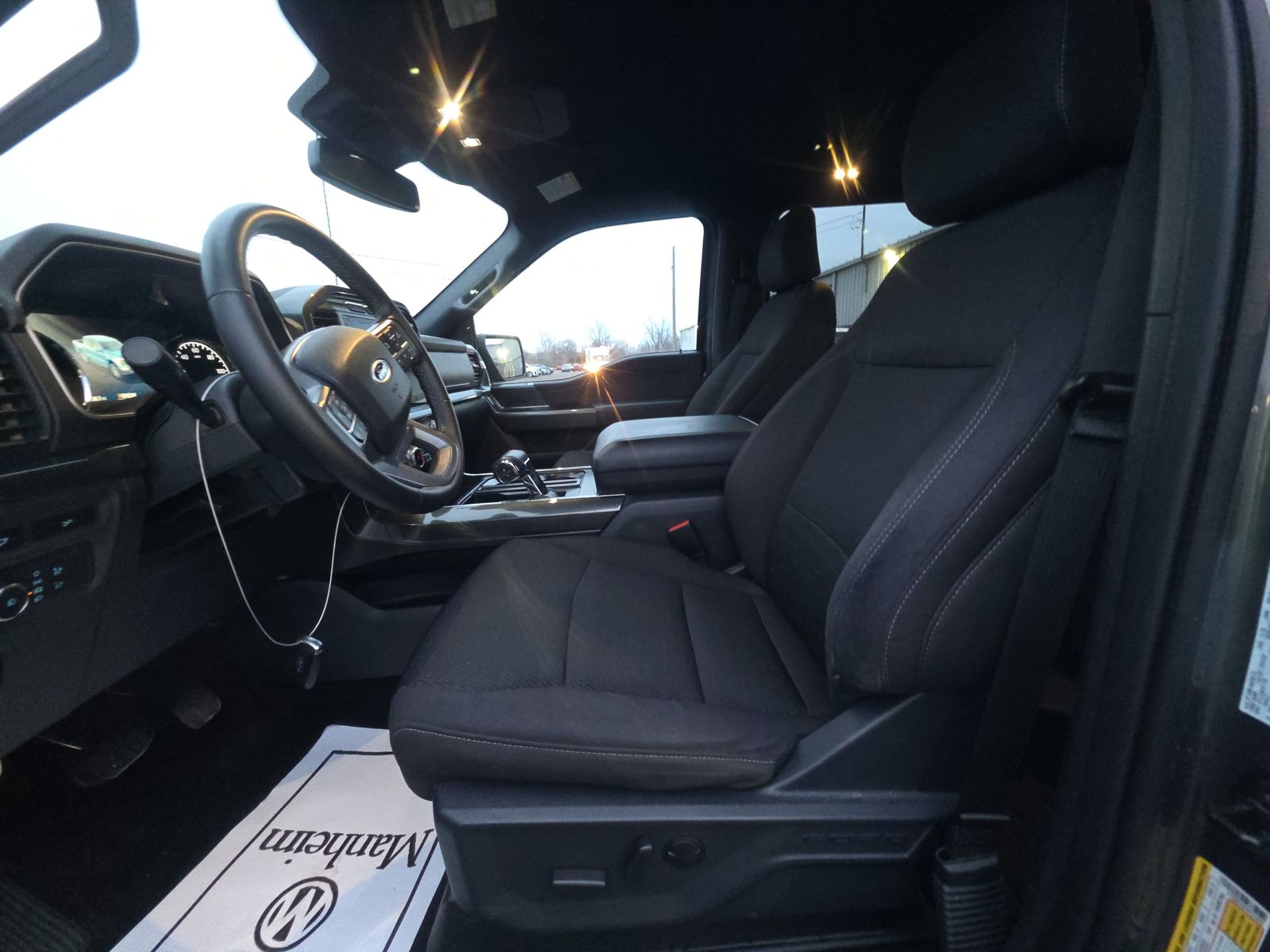 2023 Ford F-150 XLT AWD