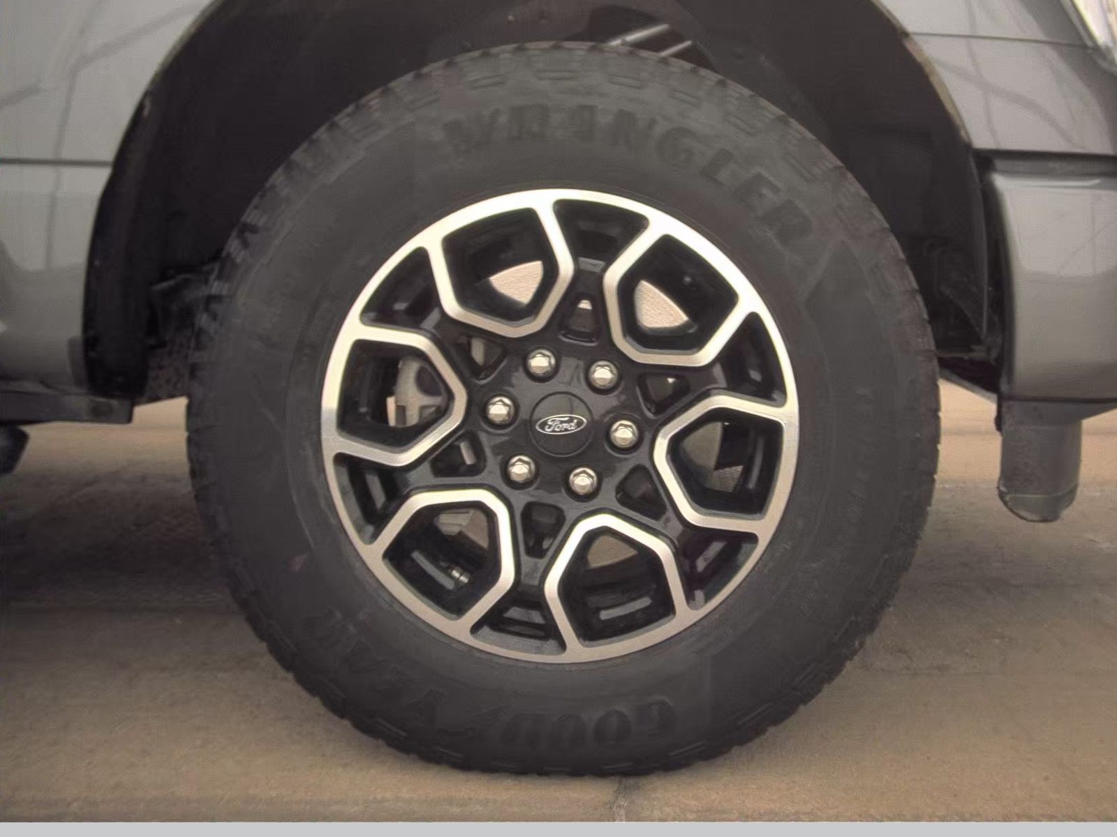 2023 Ford F-150 XLT AWD