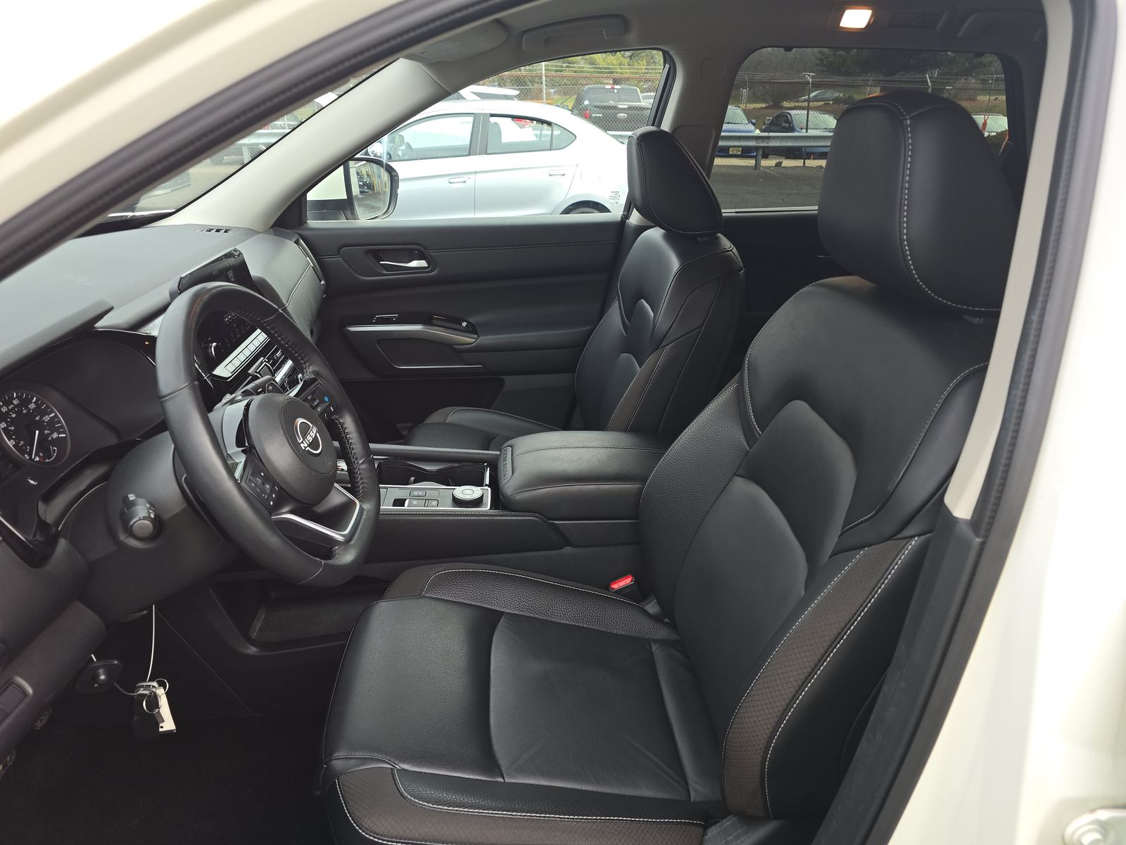 2024 Nissan Pathfinder SL AWD