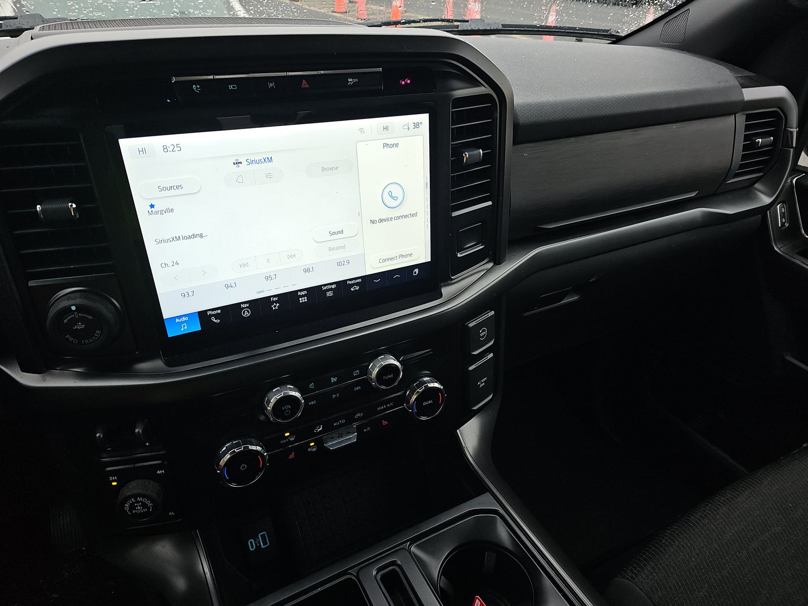 2024 Ford F-150 Hybrid XLT AWD