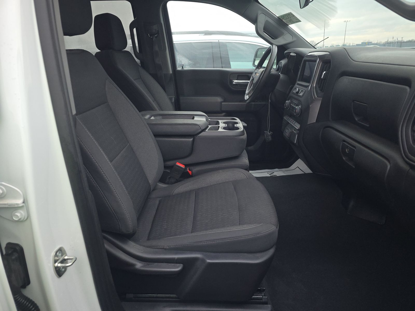 2023 Chevrolet Silverado 1500 Custom AWD