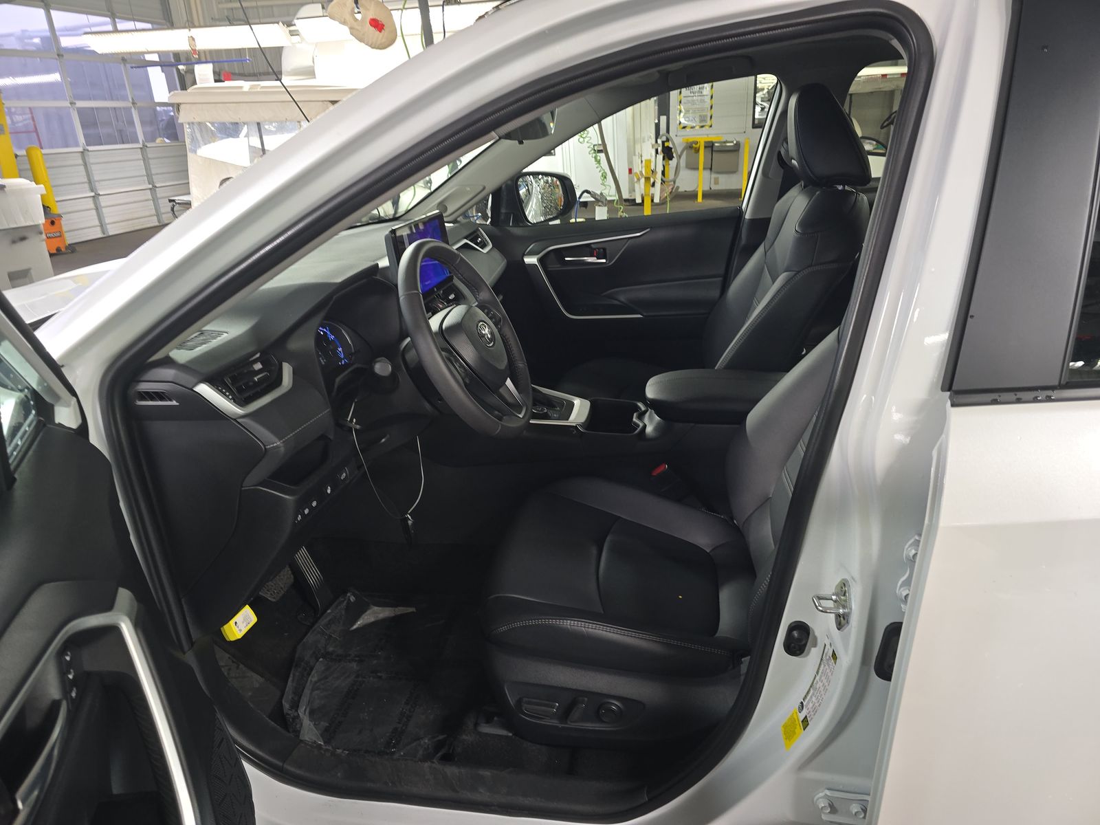 2024 Toyota RAV4 Hybrid XLE Premium AWD