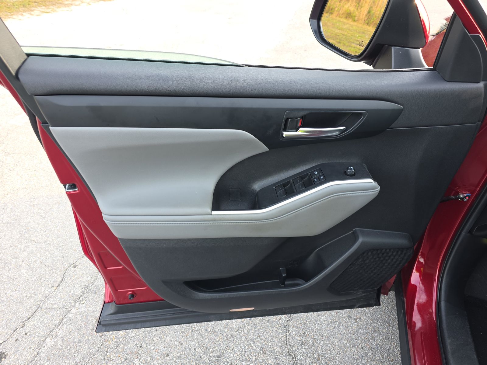 2022 Toyota Highlander XLE AWD