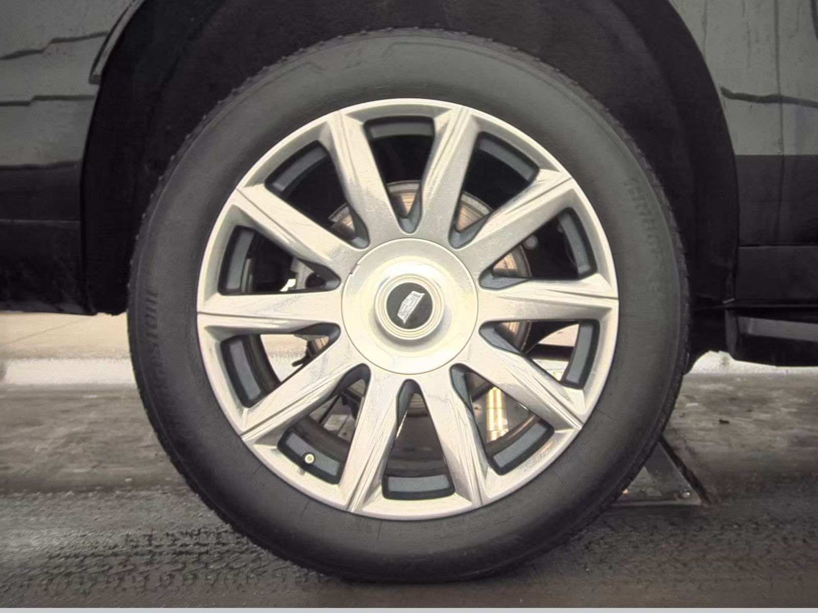 2023 Cadillac Escalade ESV Premium Luxury Platinum AWD