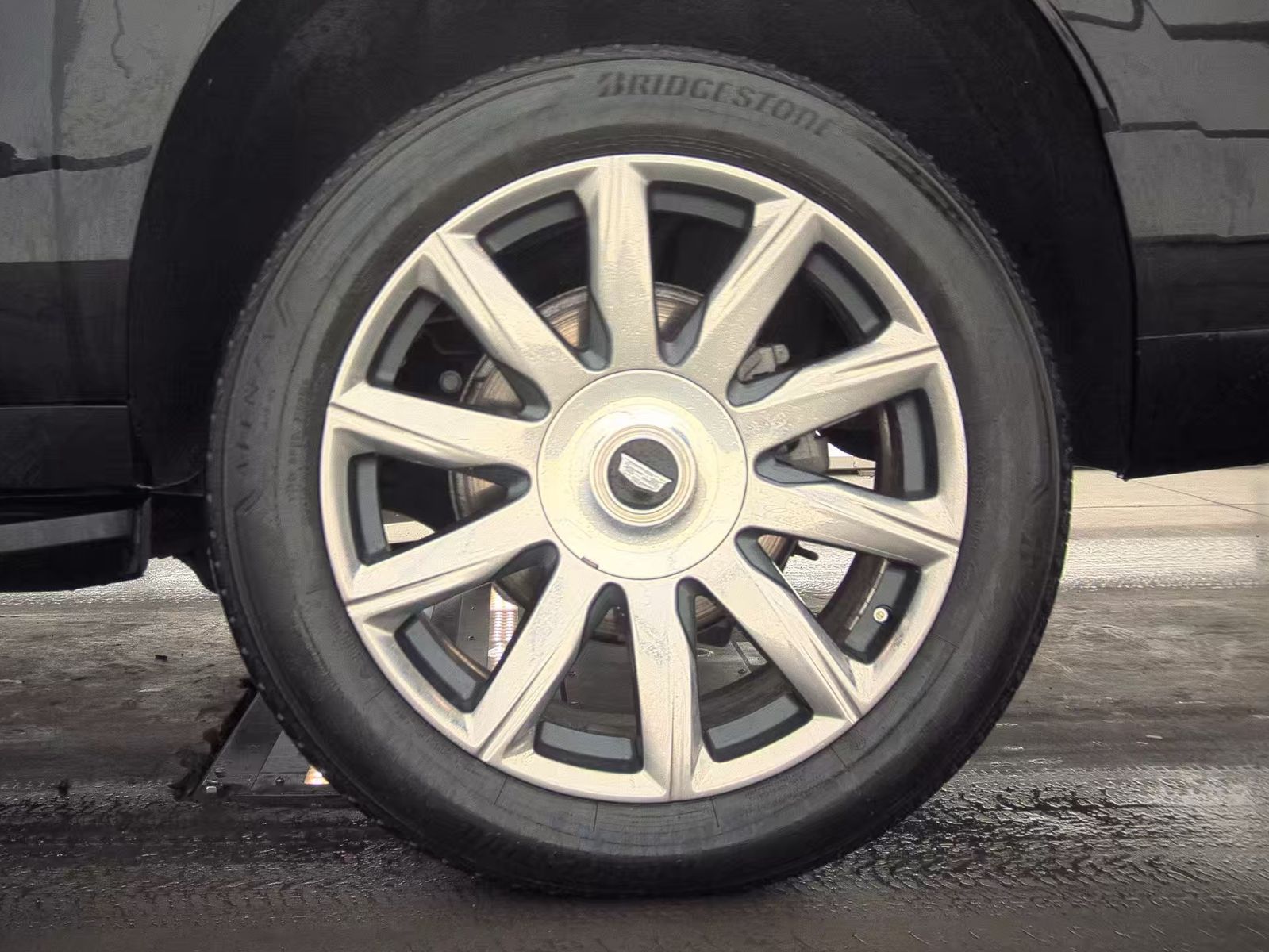 2023 Cadillac Escalade ESV Premium Luxury Platinum AWD