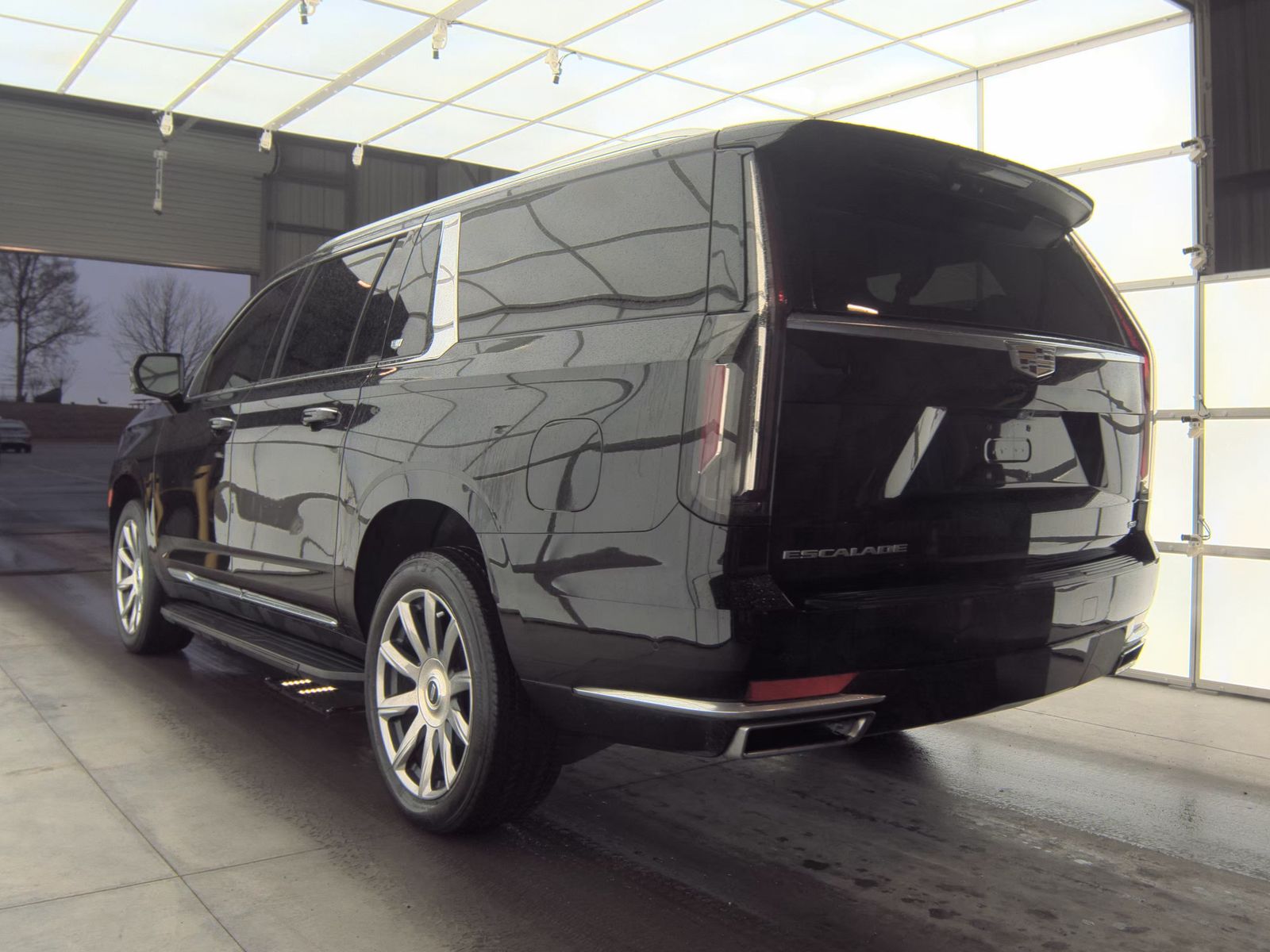 2023 Cadillac Escalade ESV Premium Luxury Platinum AWD