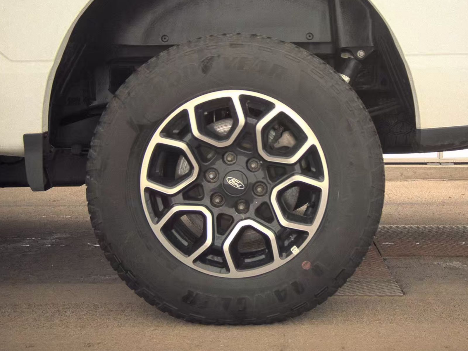 2022 Ford F-150 Hybrid XLT AWD