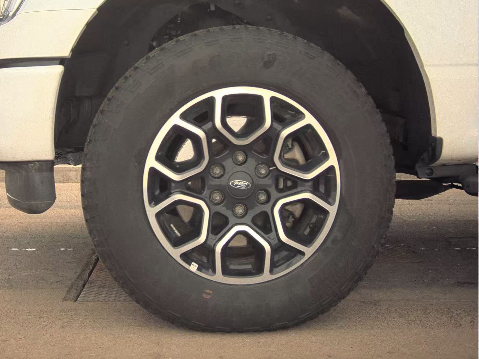 2022 Ford F-150 Hybrid XLT AWD