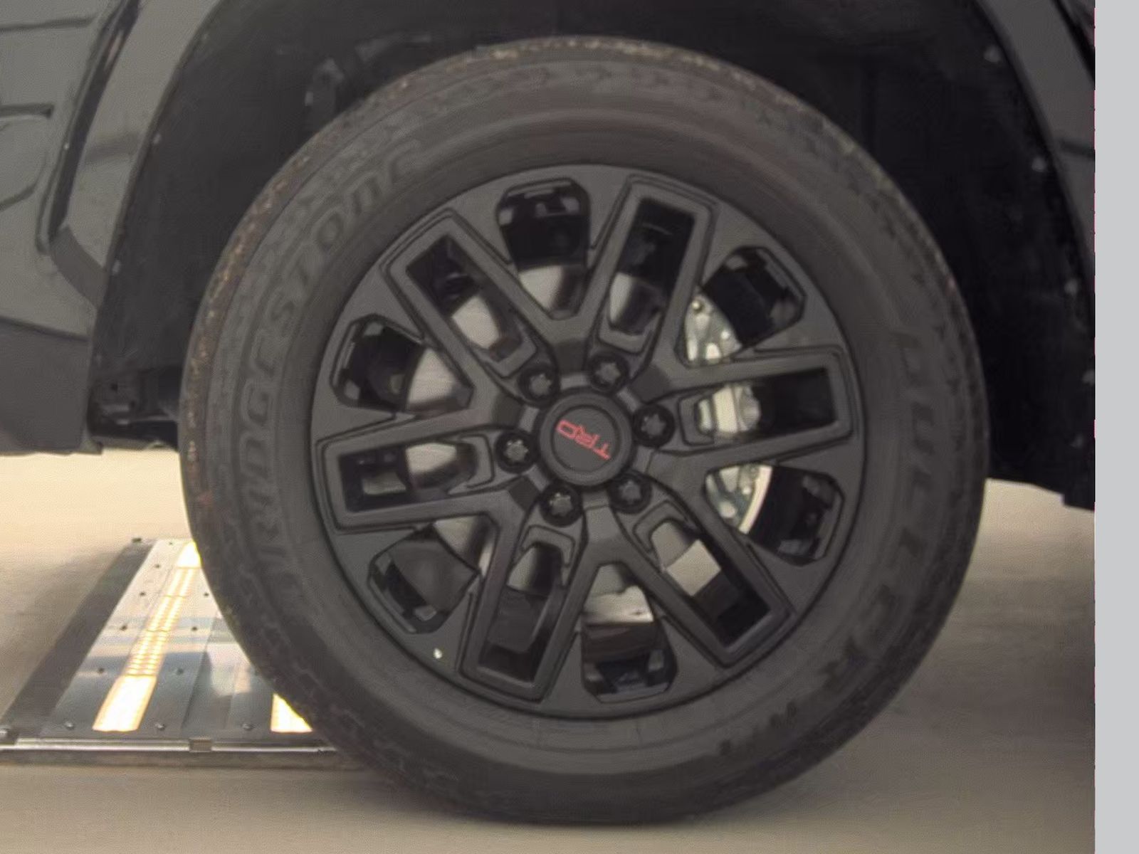 2023 Toyota Tundra SR5 AWD