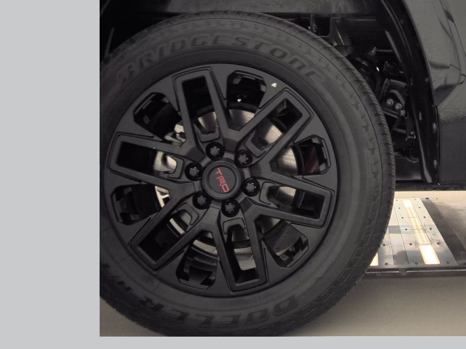 2023 Toyota Tundra SR5 AWD