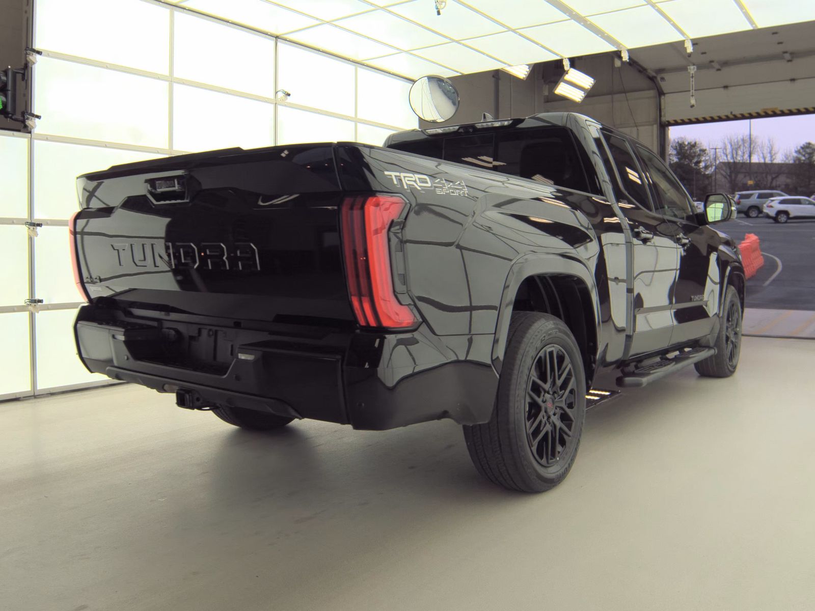 2023 Toyota Tundra SR5 AWD