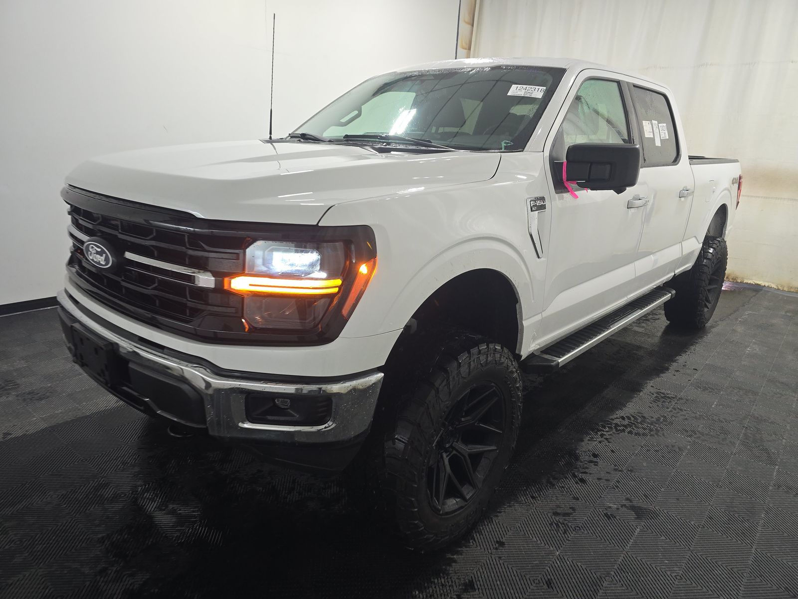 2024 Ford F-150 XLT AWD