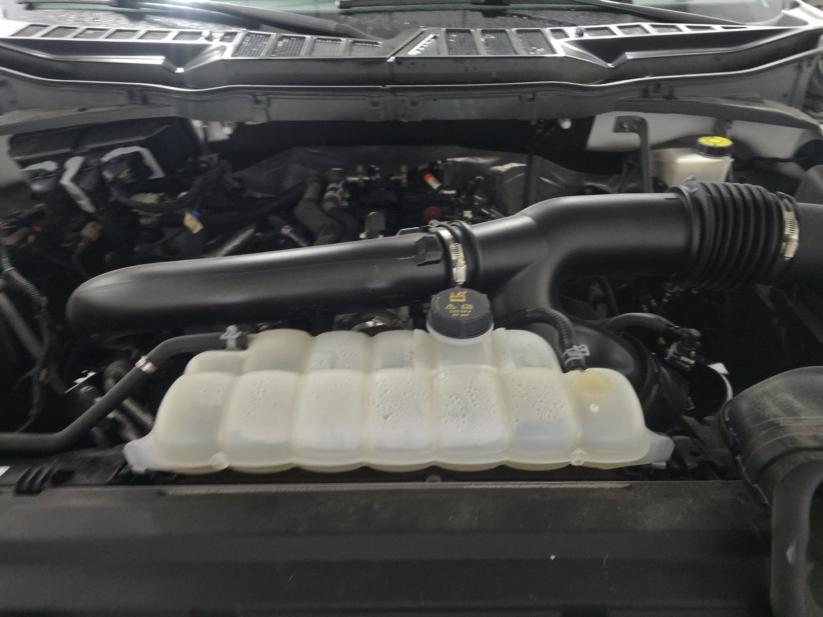 2024 Ford F-150 XLT AWD