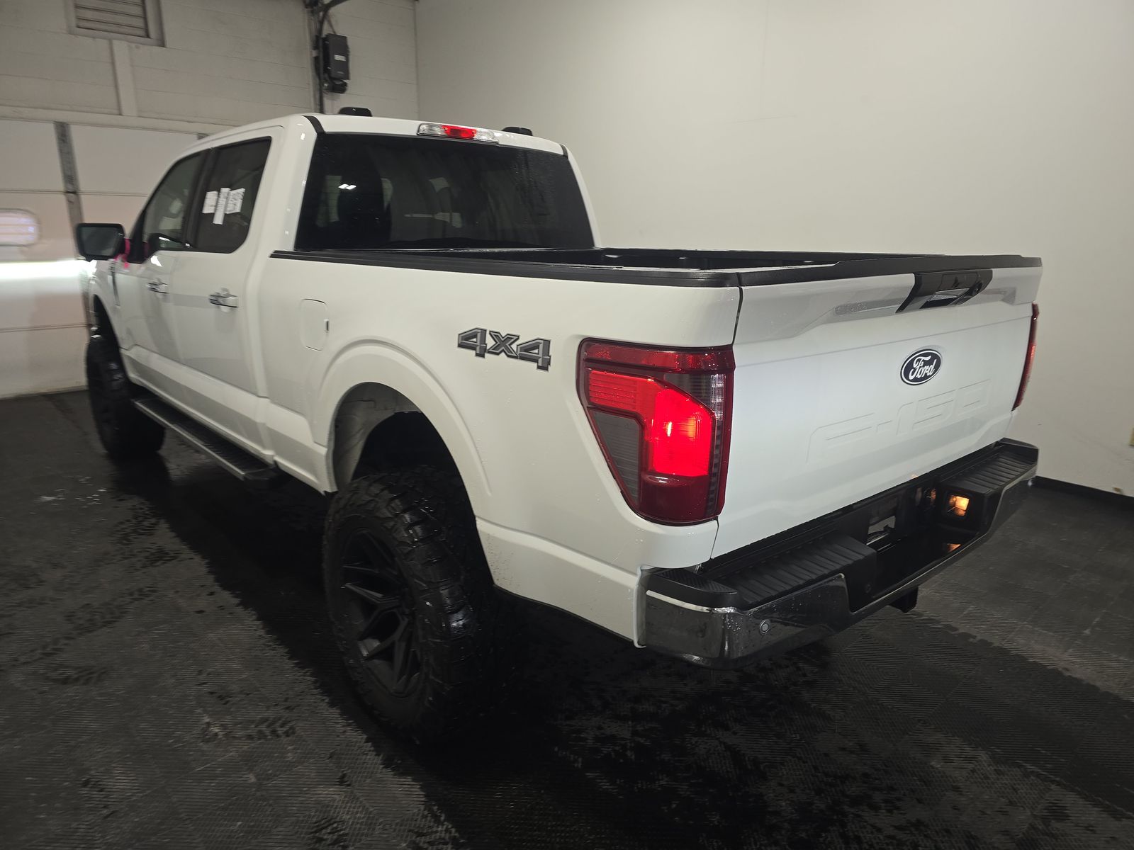 2024 Ford F-150 XLT AWD