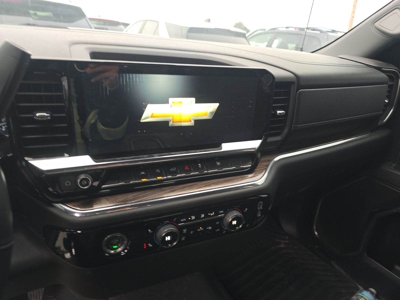 2023 Chevrolet Silverado 1500 LT AWD