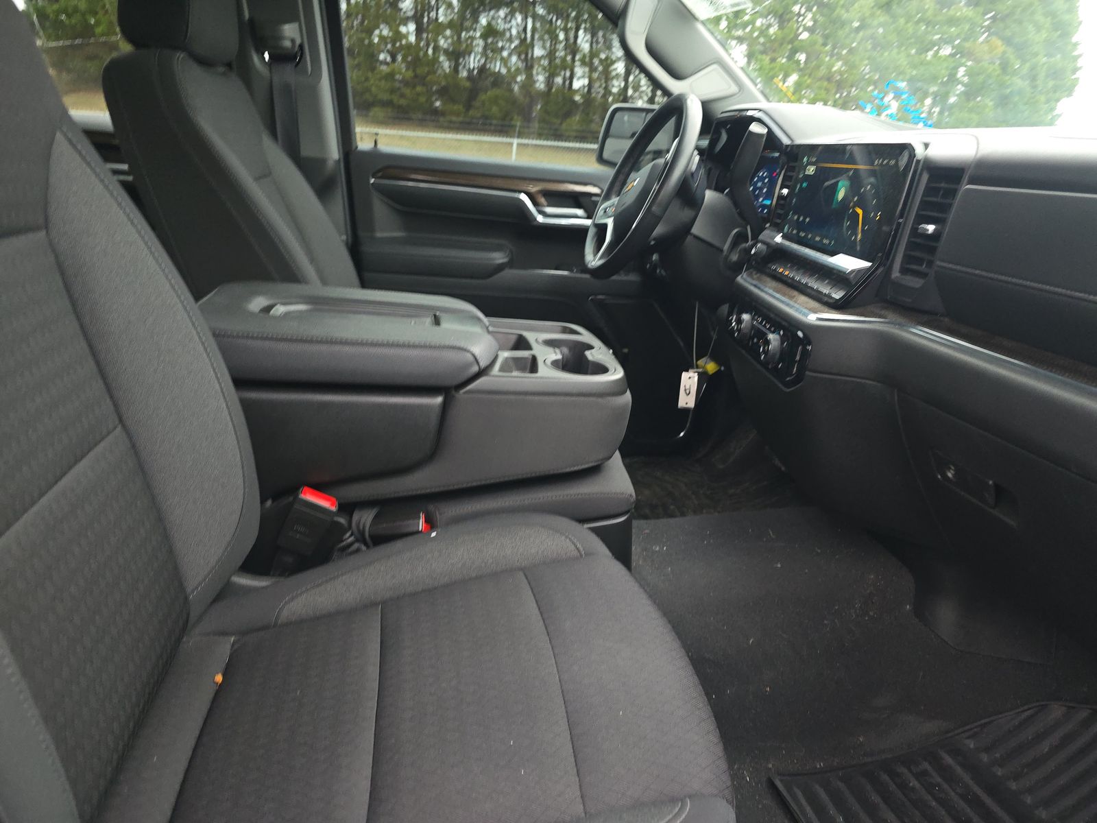 2023 Chevrolet Silverado 1500 LT AWD