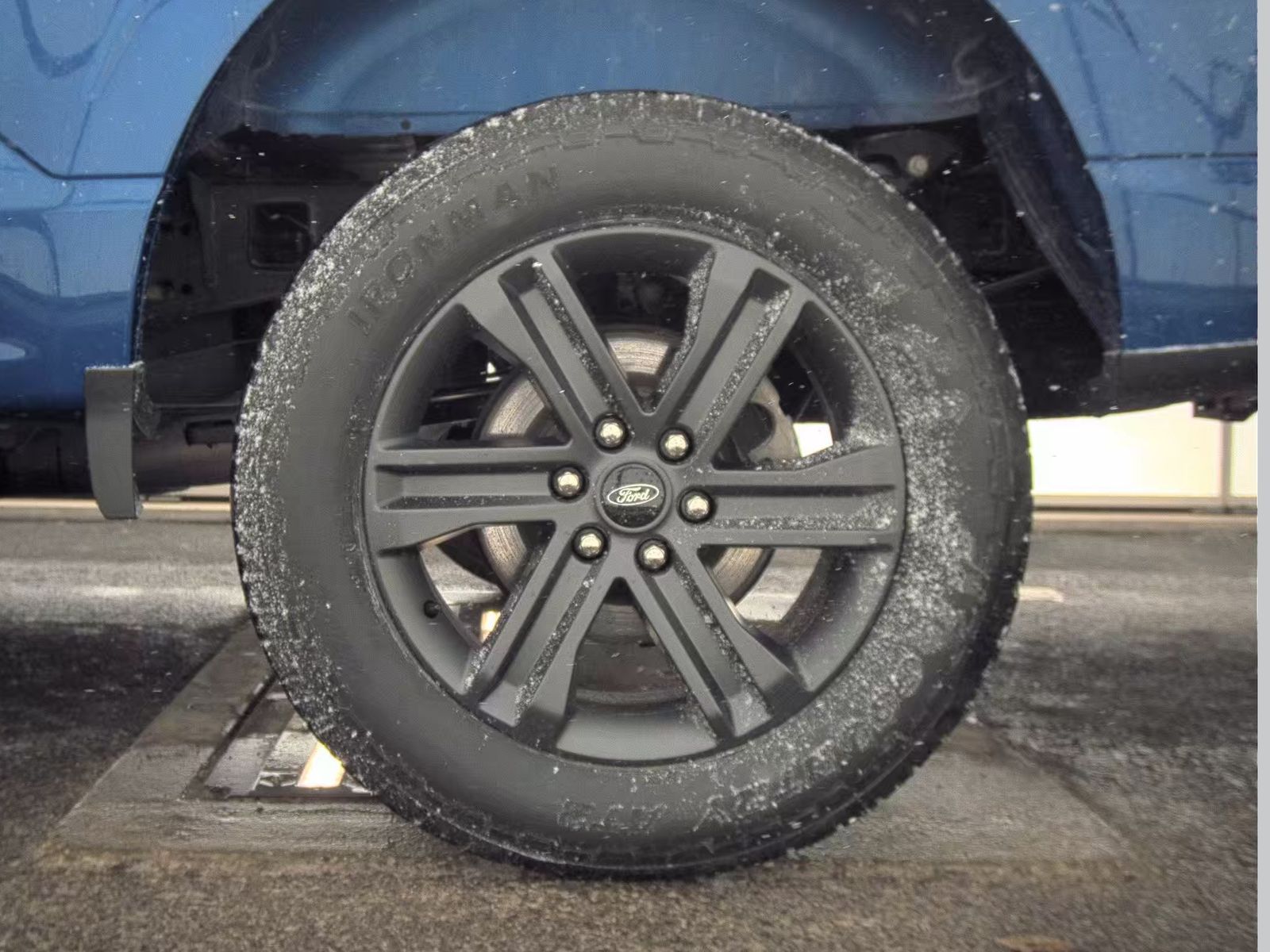 2023 Ford F-150 Lariat AWD