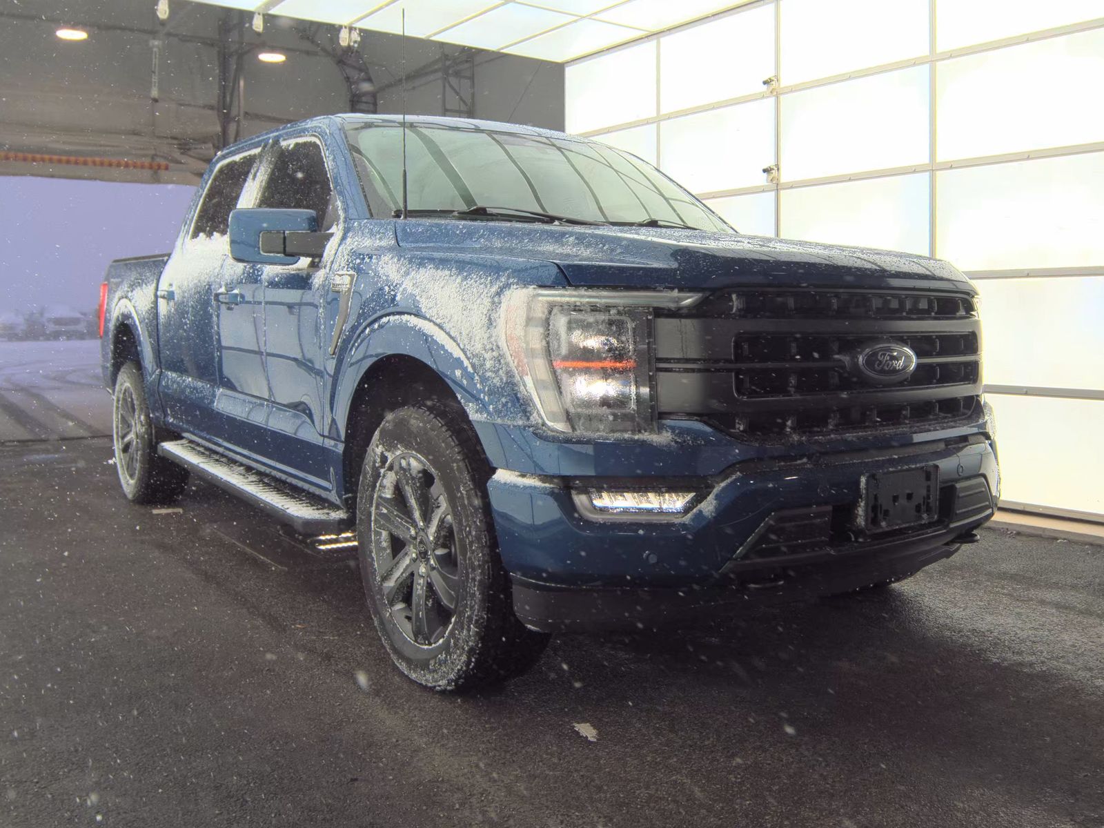 2023 Ford F-150 Lariat AWD