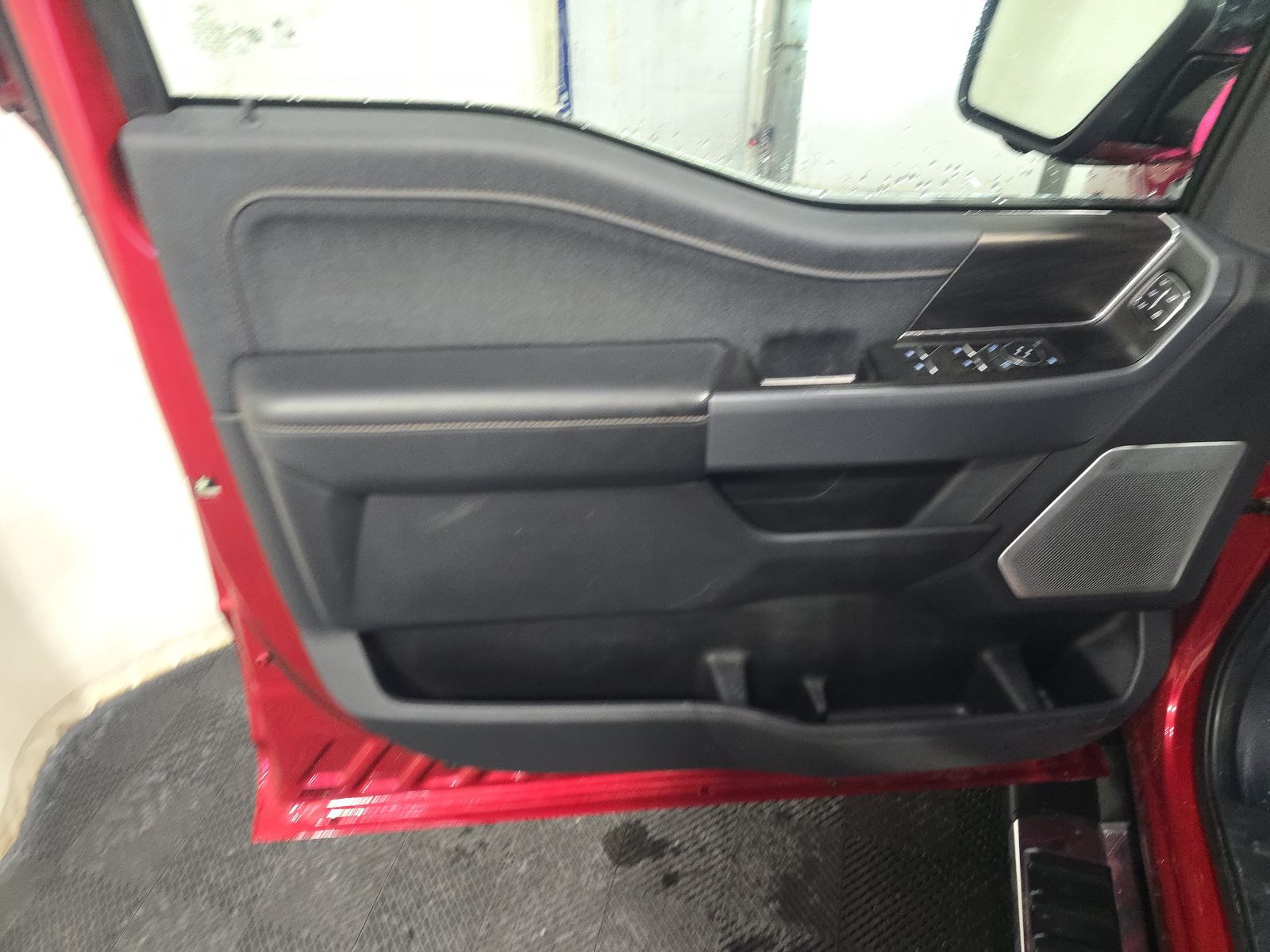 2024 Ford F-150 Lariat AWD