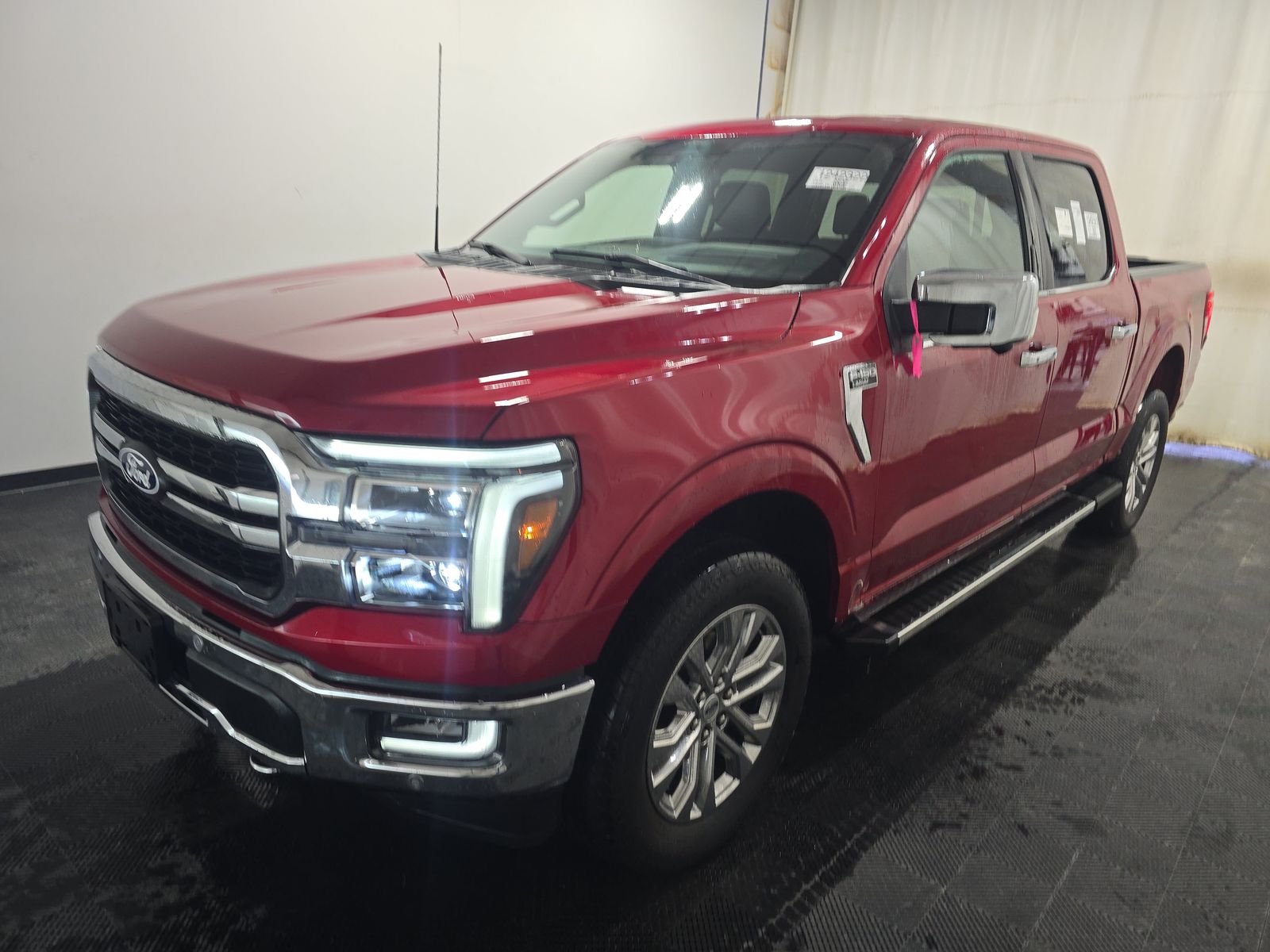 2024 Ford F-150 Lariat AWD