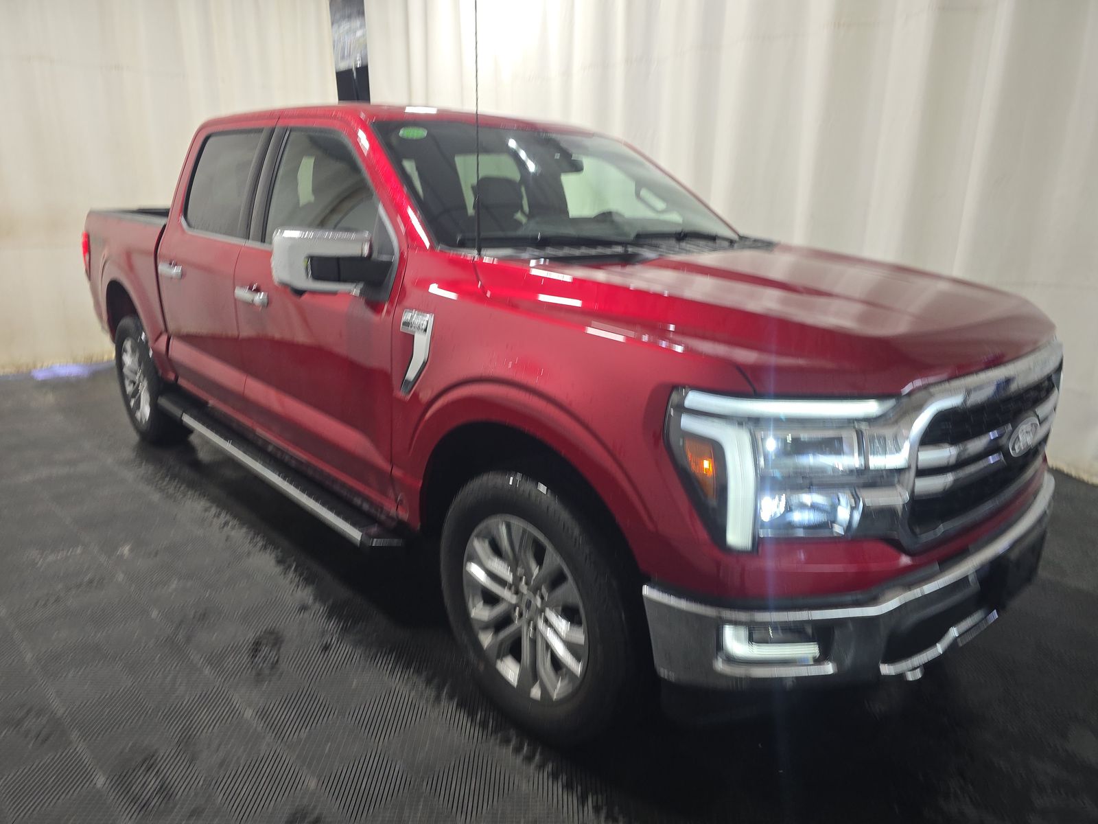 2024 Ford F-150 Lariat AWD